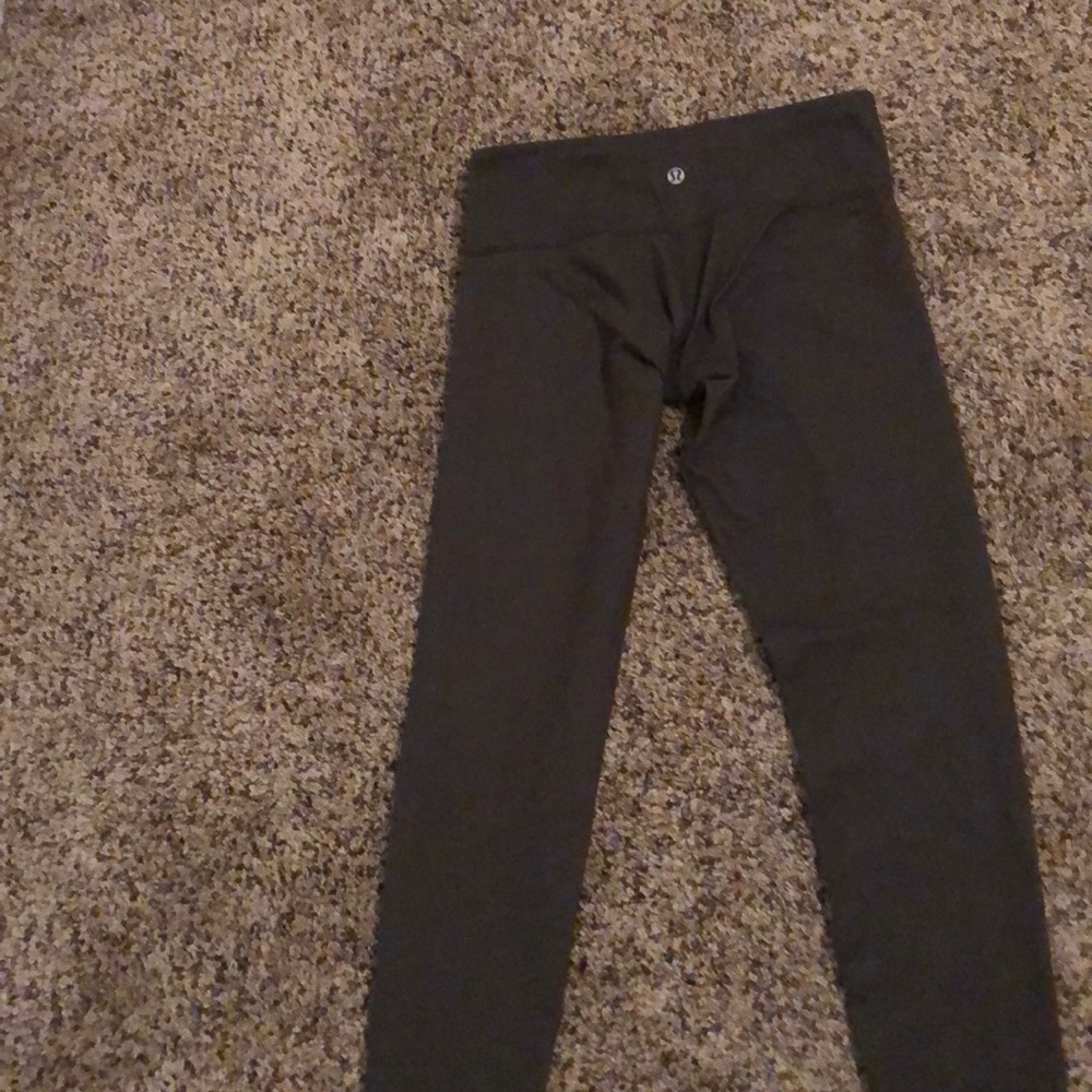 Army green lulu lemon wunder under